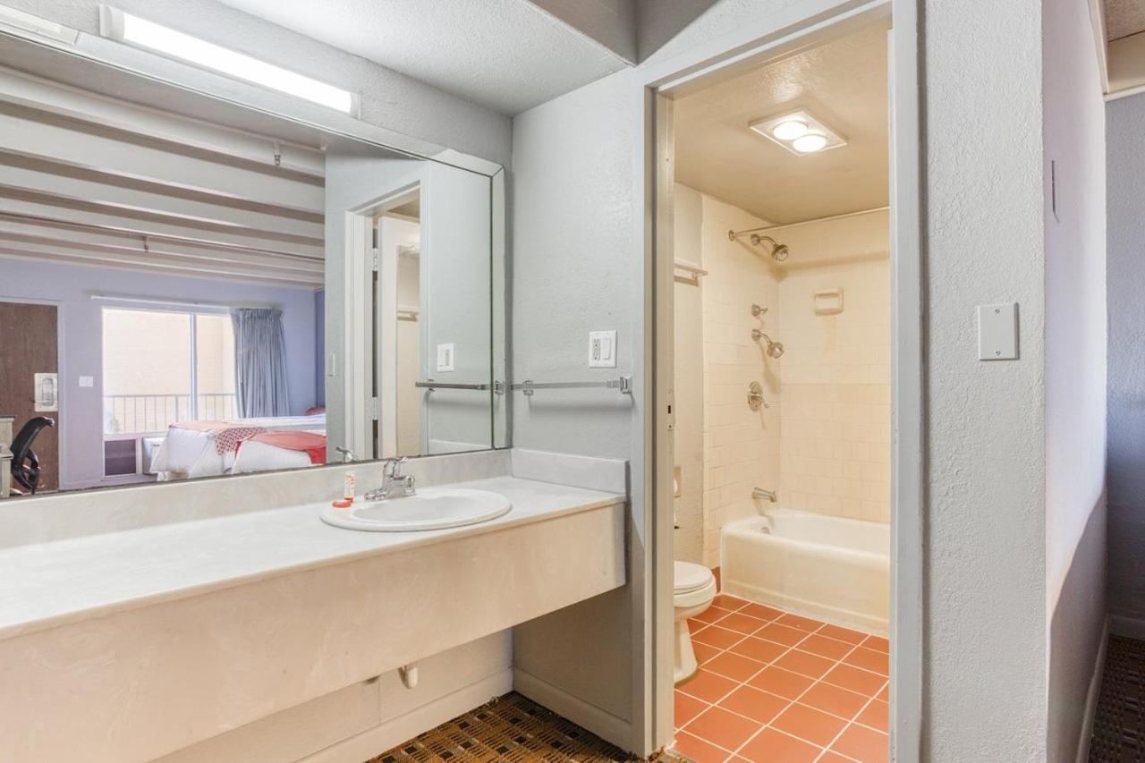 Oxford Inn, Lincoln Blvd Motel Oklahoma City